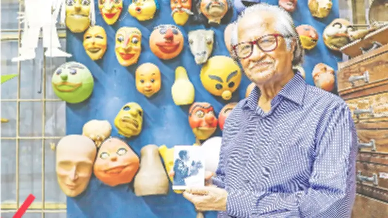মুস্তাফা মনোয়ার: শিল্পী থেকে পাপেট শিল্পী, এক অসাধারণ জীবন