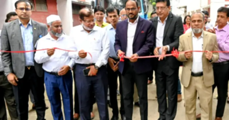 পশুচিকিৎসায় মেয়াদোত্তীর্ণ ওষুধ ব্যবহার না করার নির্দেশ প্রতিমন্ত্রীর