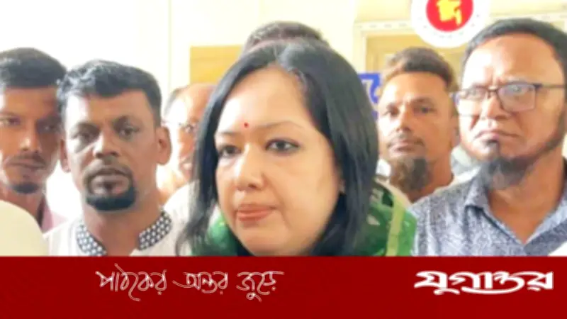 শেখ হাসিনার দেশে ফেরায় আইনগত বাধা নেই: রুমিন ফারহানা
