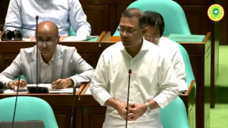 প্রধানমন্ত্রী: কৃষিতে স্মার্ট প্রযুক্তির ব্যবহার বাড়াচ্ছে সরকার