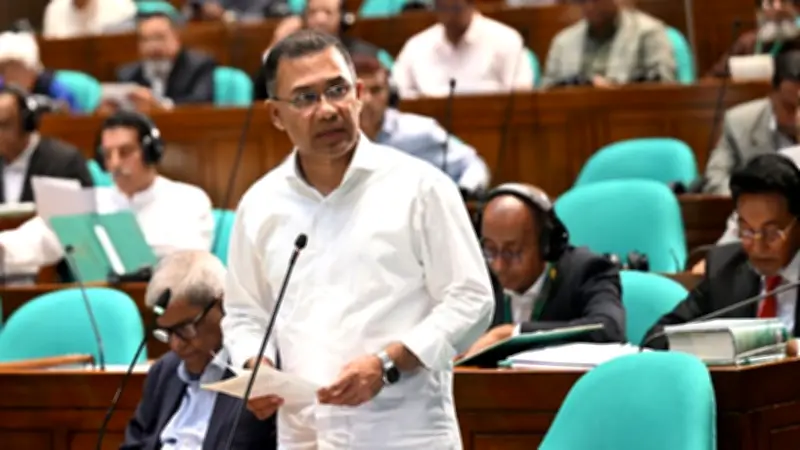 প্রধানমন্ত্রী শেয়ারবাজার স্থিতিশীলতায় ১৭ দফা পরিকল্পনা নেওয়া হয়েছে