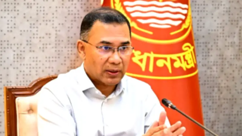 প্রধানমন্ত্রী জুলাই জাতীয় সম্মেলনে যোগ দিয়েছেন