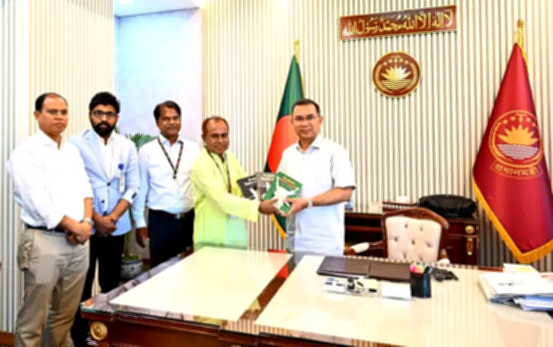প্রধানমন্ত্রী তারেক রহমানের ‘বীর রাষ্ট্রনায়ক জিয়াউর রহমান’ গ্রন্থের মোড়ক উন্মোচন