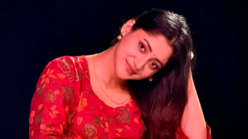 পূজা চেরী রায়ের নতুন ছবি ভক্তদের মাঝে সাড়া ফেলেছে