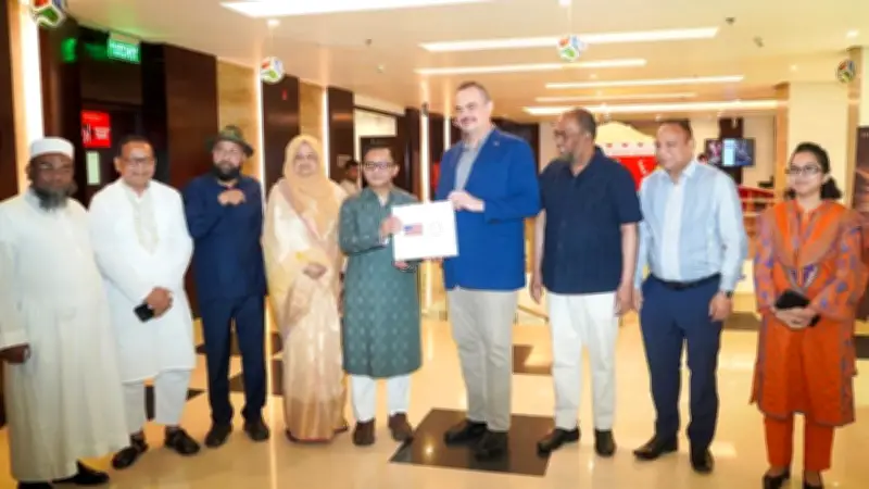 ছয় দিনে রেমিট্যান্স এলো ৮ হাজার ৫৪৩ কোটি টাকা, বাণিজ্যমন্ত্রীর সঙ্গে মার্কিন রাষ্ট্রদূতের সাক্ষাৎ