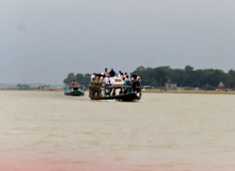 কিশোরগঞ্জের হাওরে শিশুর লাশবাহী নৌকায় ডাকাতি, লুট ৪ হাজার টাকা