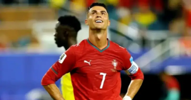 ক্যারিয়ারের শেষ প্রান্তে রোনালদো, সমালোচকদের কড়া বার্তা দিলেন