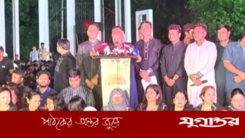 চীনের প্রাচীর দেখিনি, আবু সাঈদের বুক দেখেছি: রিজভী