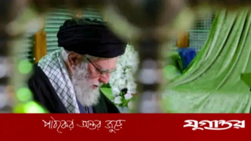 সৌদি আরবের উচ্চপর্যায়ের প্রতিনিধি দল ইরানের প্রয়াত নেতা খামেনির জানাজায় যোগ দিয়ে শ্রদ্ধা নিবেদন
