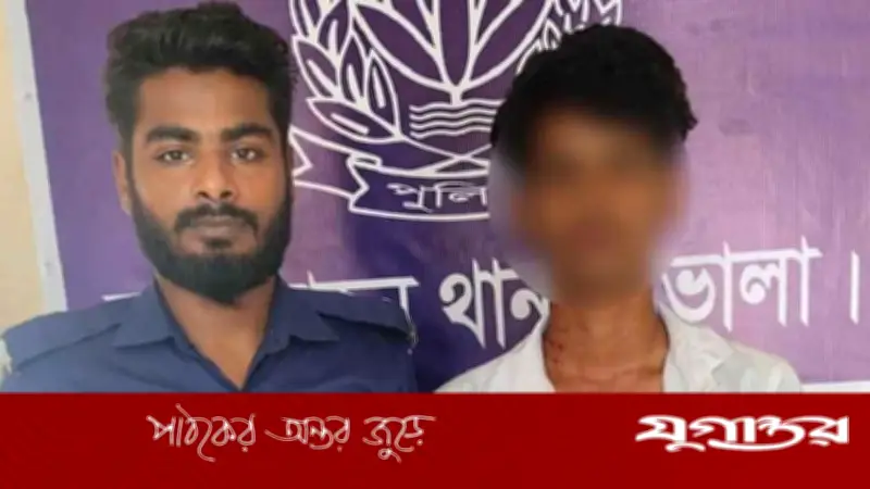 ভোলায় কলেজছাত্র খুন: ছুরি হাতে থানায় স্কুলছাত্র, আটক ১