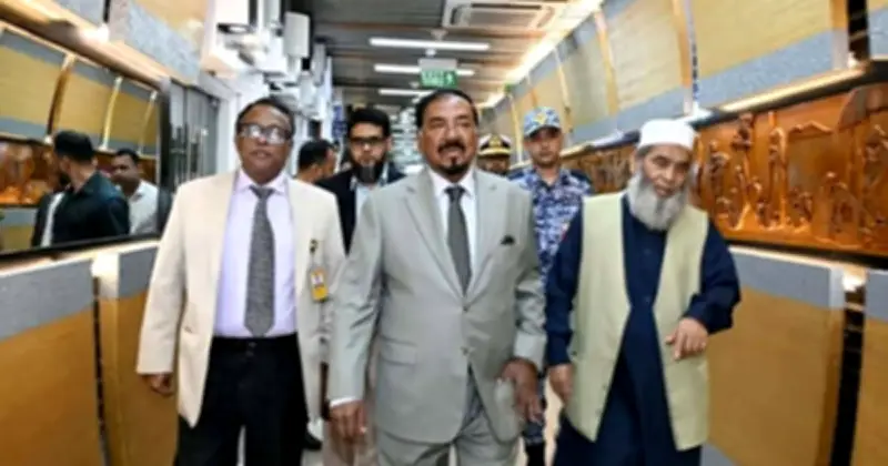 ইরানের সর্বোচ্চ ধর্মীয় নেতা খামেনির জানাজায় স্পিকার হাফিজ উদ্দিনের তেহরান সফর