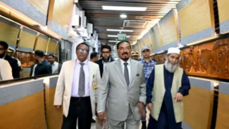 খামেনির জানাজায় অংশ নিতে ইরানের পথে স্পিকার, এলপিজির নতুন দাম ঘোষণা আজ