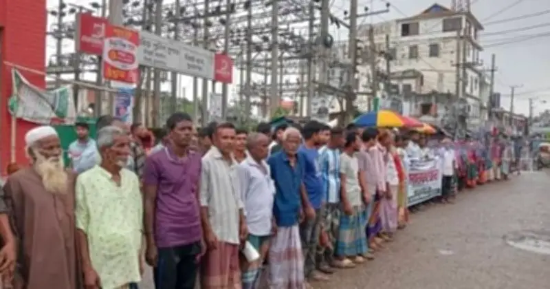 সুনামগঞ্জে বন্যাকবলিত কৃষকদের তালিকা নিয়ে বিতর্ক, স্বজনপ্রীতির অভিযোগ