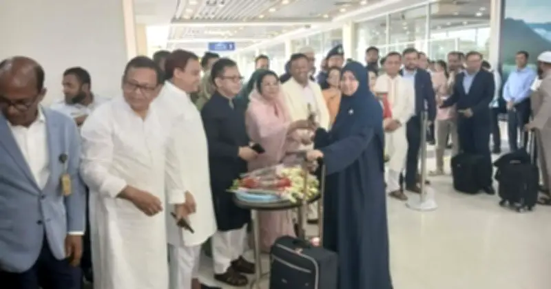 ১২৬ দিন পর সিলেট-ম্যানচেস্টার ফ্লাইট পুনরায় চালু, ২৭২ যাত্রী নিয়ে বিমান অবতরণ