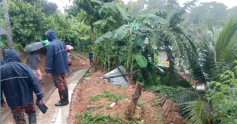 রাঙামাটিতে পাহাড়ধস ও বিদ্যুৎস্পৃষ্টে দুইজনের মৃত্যু