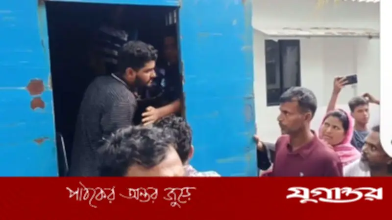 সাভারে এনসিপি সমাবেশে ককটেল হামলা: দুই যুবলীগ নেতা গ্রেফতার