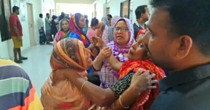 মাদারীপুরের শিবচরে কাভার্ডভ্যানের চাপায় নারী-শিশুসহ নিহত ২