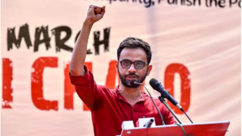 উমর খালিদের কারাজীবন: সূর্যাস্তের সময় সবচেয়ে কঠিন, দস্তয়েভস্কির কথা মনে পড়ে