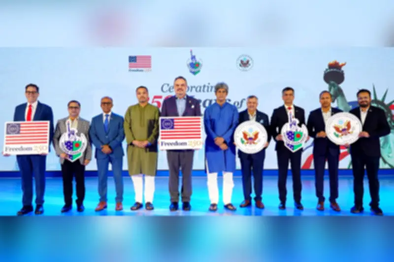 যুক্তরাষ্ট্রের স্বাধীনতার ২৫০ বছর উদযাপন অ্যামচেমের আয়োজনে