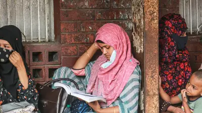 বিসিএসের ফাঁদে বন্দি তরুণ প্রজন্ম: সৃজনশীলতা হারানোর গল্প