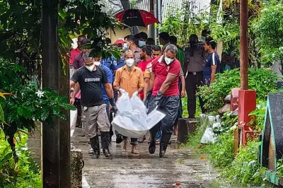 খুলনায় বিএনপি নেতা কচির লাশ কবর থেকে উত্তোলন, ময়নাতদন্তের নির্দেশ