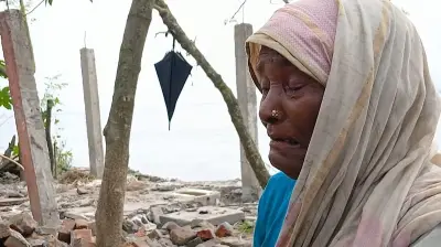 ব্রহ্মপুত্রের ভাঙনে ২৫ বার ভিটা হারিয়েও চর ছাড়তে রাজি নন মমেনা