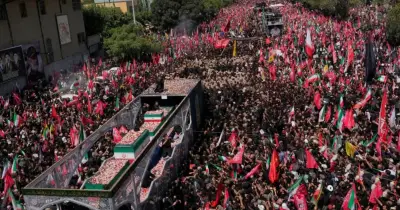 ইরানের সাবেক নেতা খামেনির মরদেহ নাজাফে পৌঁছেছে, লাখো মানুষের শোকর্যালি