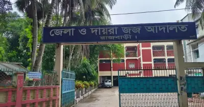 মাদক ব্যবসায়ীর কাছ থেকে পুলিশের ঘুষের ভিডিও ভাইরাল, আদালতের তদন্ত নির্দেশ