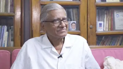 অধ্যাপক আবুল কাসেম ফজলুল হক আর নেই; চলনবিল সংকুচিত; চিফ প্রসিকিউটরের ফেরায় বাধা নেই; হামে ৭ শিশুর মৃত্যু; নীলফামারীতে বিদ্যুৎস্পৃষ্টে ২ শ্রমিকের মৃত্যু; আমির খানের তৃতীয় বিয়ে; ৬ বিভাগে ভারী বর্ষণ; প্রধানমন্ত্রীর নির্দেশ; সশস্ত্র বাহিনীর শক্তি; সীতাকুণ্ডে 