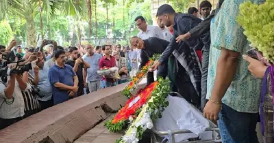 বাংলা একাডেমিতে অধ্যাপক ফজলুল হককে শেষ শ্রদ্ধা