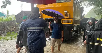 চট্টগ্রামে পানিবন্দী রেলপথ ৫ ফুট উঁচু করার পরিকল্পনা: রেল প্রতিমন্ত্রী