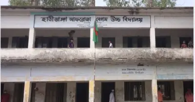 জামালপুরের দেওয়ানগঞ্জে এইচএসসি পরীক্ষায় মোবাইল ফোন নিয়ে দুই পরীক্ষার্থী বহিষ্কার