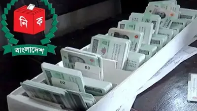 ফেনীতে পৃথক দুর্ঘটনায় নিহত ২; ইসির স্মার্টকার্ড বিতরণ ৭ কোটি ৩৬ লাখ ছাড়িয়েছে