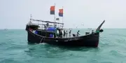 ১৭ জেলে তিন দিন ধরে বঙ্গোপসাগরে ভাসছে, উদ্ধার অভিযান চলছে
