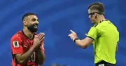 ভিএআর বিতর্কে মোড়া বিশ্বকাপে আর্জেন্টিনার নাটকীয় জয়
