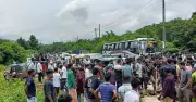 জৈন্তাপুরে বিজিবির অভিযানে জব্দ ট্রাক ছিনতাই, সড়ক অবরোধ