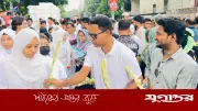 এইচএসসি পরীক্ষার্থীদের ফুল ও পানি দিয়ে শুভেচ্ছা জানালো ছাত্রদল