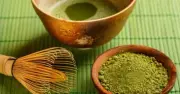 মাচা চা কি সত্যিই রক্তাল্পতা ও চুল পড়ার কারণ? বিশেষজ্ঞদের মতামত