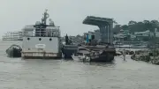 ভোলায় ৬ রুটে লঞ্চ চলাচল স্থগিত, বন্যায় ৫ জেলায় শঙ্কা