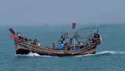 পিরোজপুরে ট্রলার থেকে পড়ে জেলে নিখোঁজ