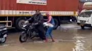 ভারতীয় কোস্ট গার্ডের হেলিকপ্টার বিধ্বস্ত, ২ পাইলট নিহত
